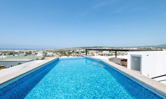 Los Cabos Apartment | Primer Piso condo , 3 Recamaras+2.5 baños +alberca