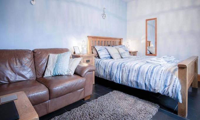 Tavernspite House | Primrose - 1 Bedroom Cottage - Llanteg