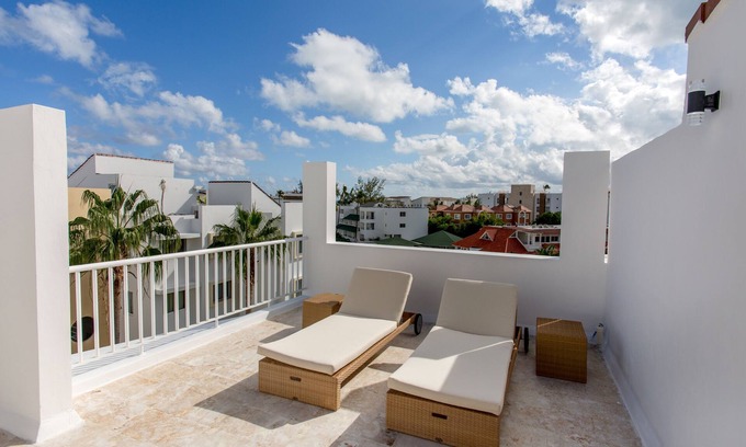 El Cortecito Apartment | Pristine Beach with Crystal-clear water for your getaway. 4BR, Pool, Rooftop.