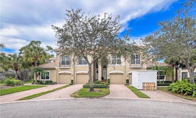 Biggar Condo | Pristine condo 3 bed/2 bath gated community Ft. Meyers/Estero