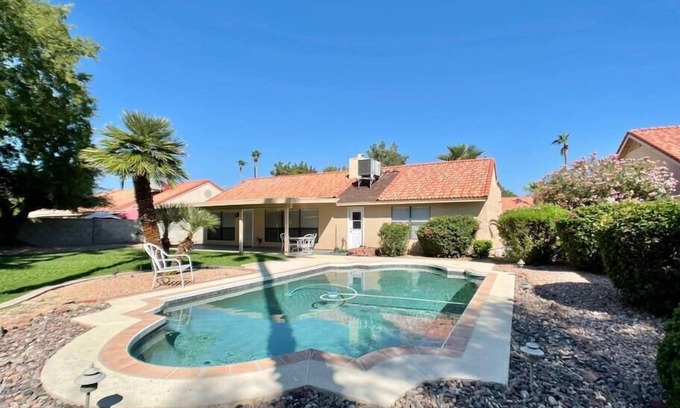 Chandler House | Pristine! Single-Story Home with Pool in Chandler