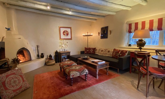 Historic Eastside House | Private and Authentic: Historic Artist's Casita