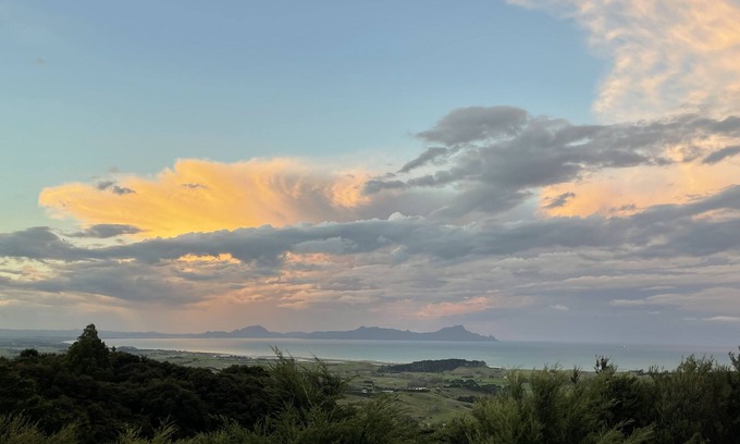 Waipu House | Private Bach with massive views in Waipu 1.5hrs from Auckland