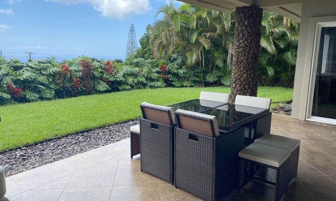 Kona Palisades House | Private & Beautiful home on 1 acre close to airport, beach, & Kailua-Kona town