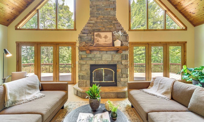 Amery House | Private Boat Dock: Lake Wapogasset Retreat!