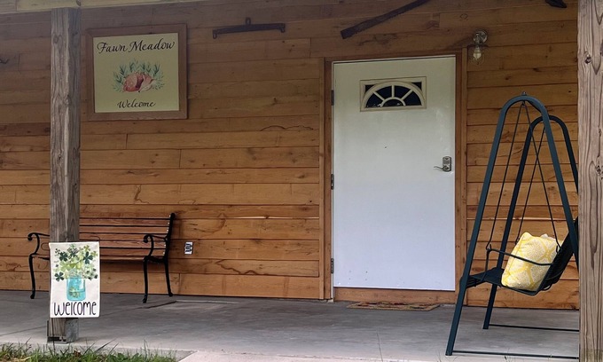 Newnata Cabin | Private cabin in the Ozarks. Close to Mountain View, ATV trails, caves, fishing