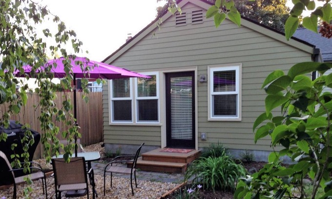 South Tabor Cabin | Private driveway and EV charger