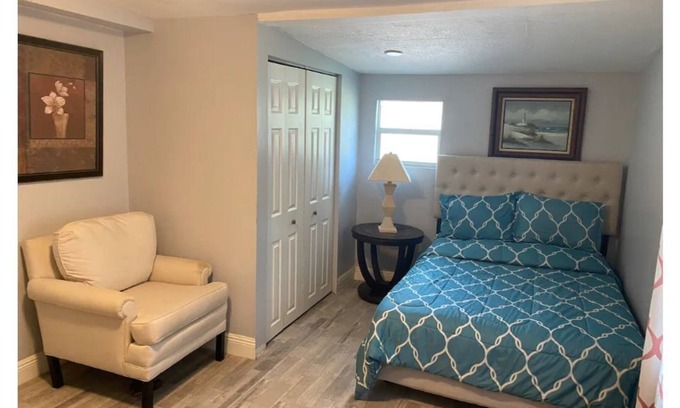 Lake Worth House | Private Hideaway!