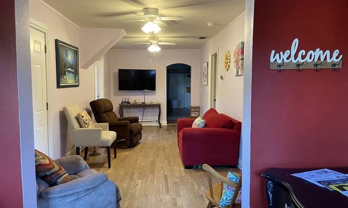 St. Cloud House | Private home and entrance, stocked kitchen, fenced yard, Pets, boats ok,Parking