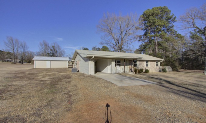 Texarkana House | Private! Home away from home, business ready!