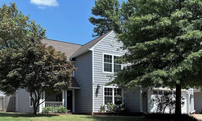 South Tulsa House | Private Home/ Hot Tub/ Wifi