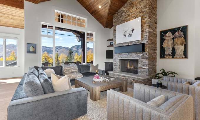 Park Meadows House | Private Hot Tub + Bonus Room + Biking Trails! Last Sun at the Cove 2649