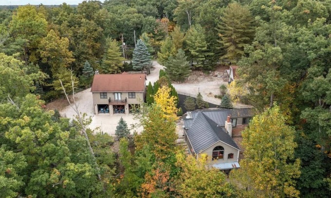 Westerville House | Private I Pool Table I Bar I Studio I House I Roku