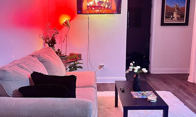 North Hyde Park House | Private King Suite;Downtown tampa Home; nSOHO, Bayshore and Channelside paradise