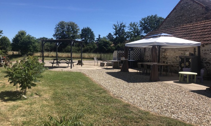 Bommiers Cottage | Private Lake - Pool - Tour de France 2026