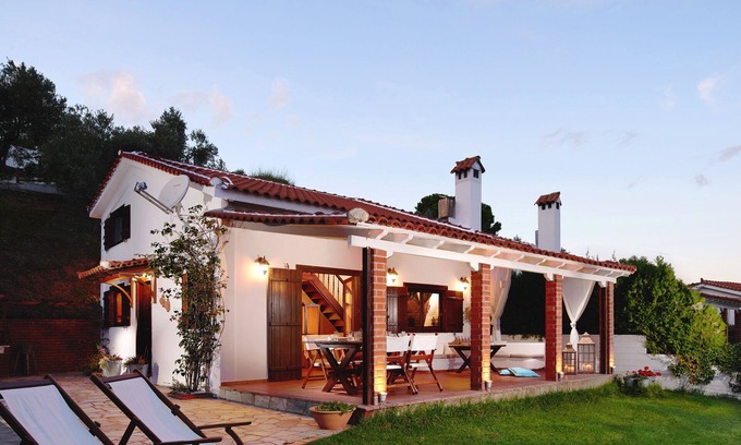 Skiathos Town Villa | Private Luxury Villa with Panoramic View - Villa Eleven