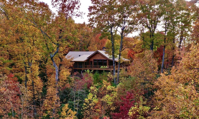 Cleveland Cabin | Private Mountain Log Home
