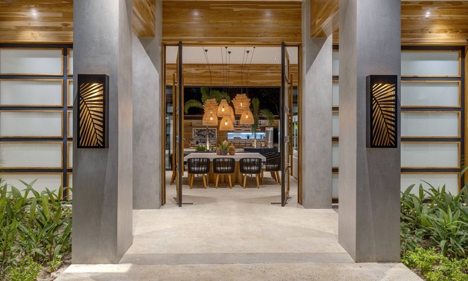 Tamarindo House | Private Pool, Beach club access, Modern luxury home