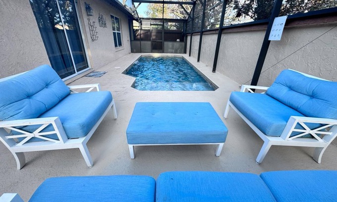 Indian Wells House | private pool home centrally located near disney, malls and supermarkets