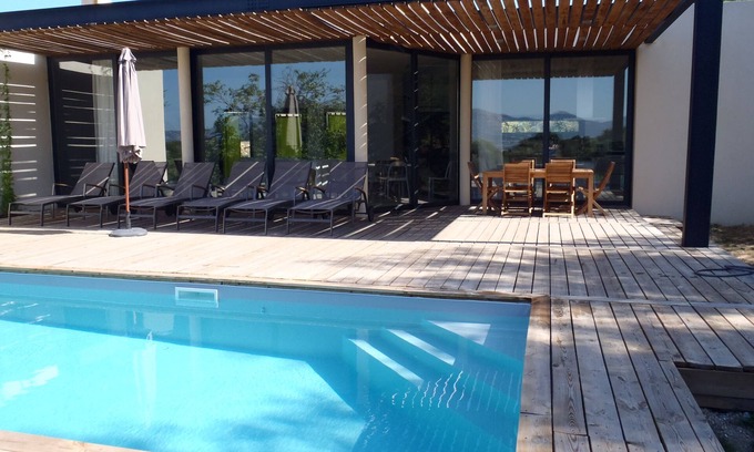 Lumio Villa | Private property 5' from the beach, natural area, eco-friendly