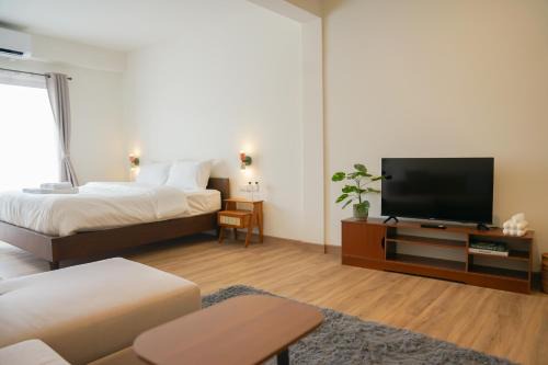 Chang Moi Bed & Breakfast | Private room Blue and Teak 211