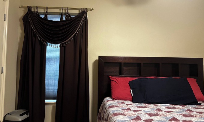 Broken Arrow House | Private Room in Shared Home- Cultural Comfort