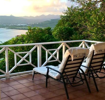 Vieux Fort House | Private Room with Twin Beds AC nr Intl Airpt and Beach