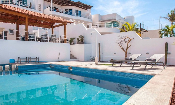 Colina del Sol House | Private Terrace | BBQ | Pool | Walk to Beach