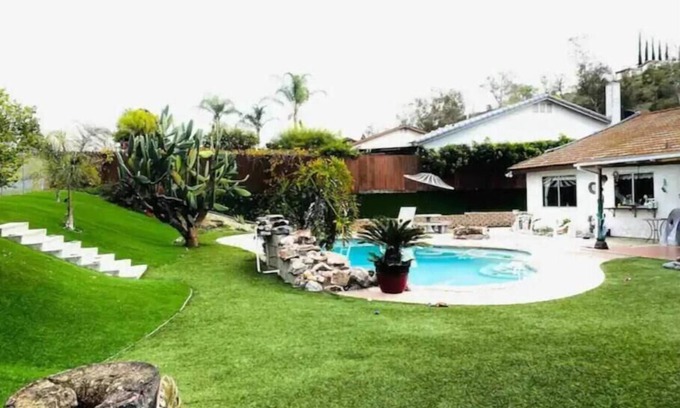 El Cajon House | Private Tranquility