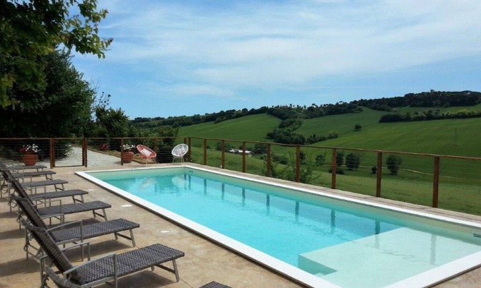 Loreto Villa | Private Villa with A/C, private pool, WIFI, TV, panoramic view, parking, close to Porto Recanati