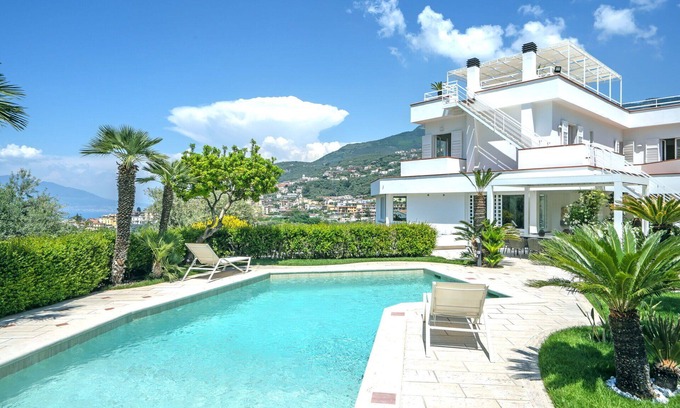 Seiano Villa | Private Villa with A/C, WIFI, private pool, hot tub, TV, terrace, panoramic view, close to Sorrento