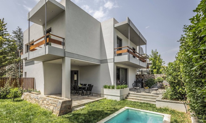 Kifisia Villa | Private Villa with BBQ & Pool