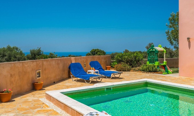 Prines Villa | Private villa with unique panoramic sea views, pool, bbq, 3km to the beach!