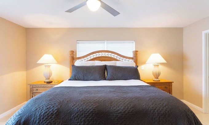 Siesta Key Village House | Private | Village+King Bed+Pool & Spa