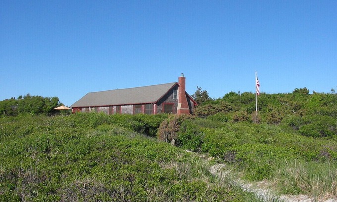 Falmouth House | Private White Sand beach - warm water awaits!