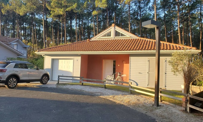 Lacanau-Ocean Villa | Proche Plages Sud et Centre Village. Villa Avec Piscine Dans Résidence Calme