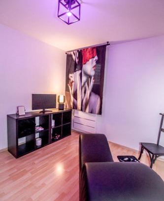 Walbourg Apartment | PRoJET KUROI - Love Room BDSM - Balançoire, Banc de fessée, Pilori, Cage, Croix, Tantra
