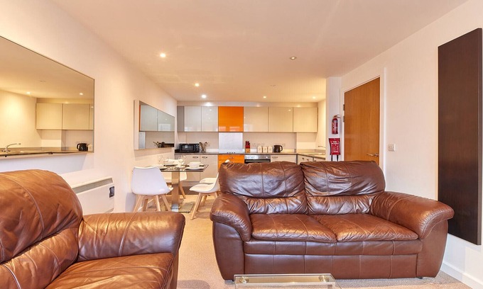Newcastle-upon-Tyne Apartment | Properties Unique | Grainger