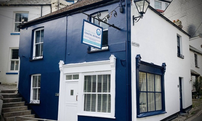 West Looe Apartment | Prospect House Apartment 2 - sleeps 5 guests in 2 bedrooms