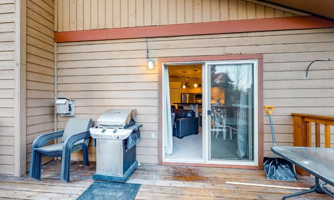 Wildernest Hotel | Prospector Village 105