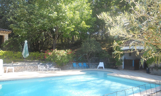 La Bouilladisse House | PROVENCALE HOUSE WITH POOL IN THE PINE FOREST, BETWEEN CASSIS AND AIX EN PROVENCE