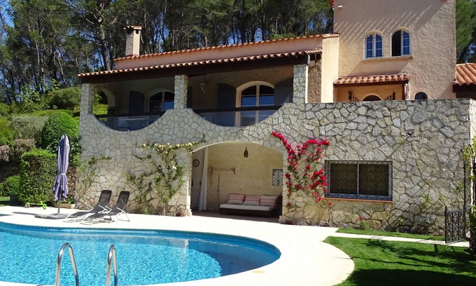 Auriol House | Provence house 240 sqm, Swimming pool 6x12m, closed to Cassis and Aix en Provenc