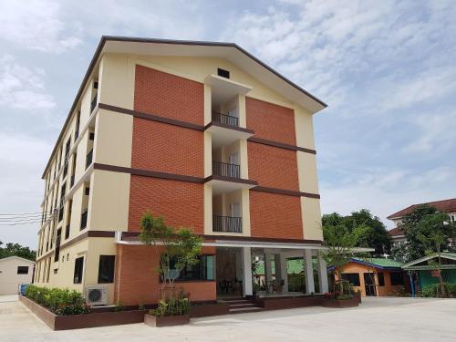 Wong Sawang Apartment | Prukpibul Apartment