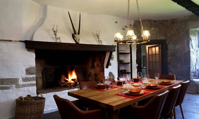 Villarzel-Cabardes House | 'Puivert' Majestic Apartment in a 13th Century Chateau