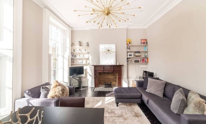 Camden Town with Primrose Hill Apartment | Punk Hip: Plush 1-bed in Camden Town