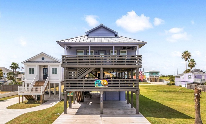 Galveston House | Purple Pelican By The Sea