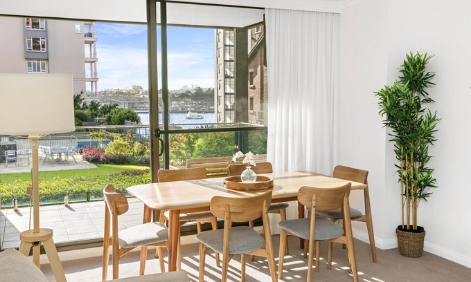Pyrmont Apartment | Pyrmont - BOW14 - Bowman Street - Pyrmont Paradise | Relaxed living with gym pool