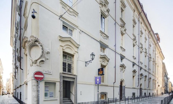 Roman Quarter Apartment | QUADRATO