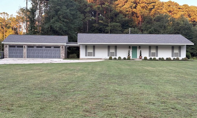 Starkville House | Quaint 2-bedroom house with central heat and air in charming Starkville