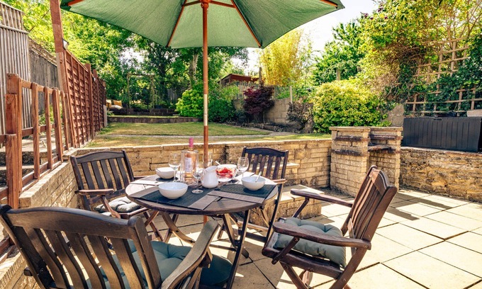 Chipping Norton Cottage | Quaint dog-friendly Cotswold cottage in Chipping Norton - Tukes Cottage